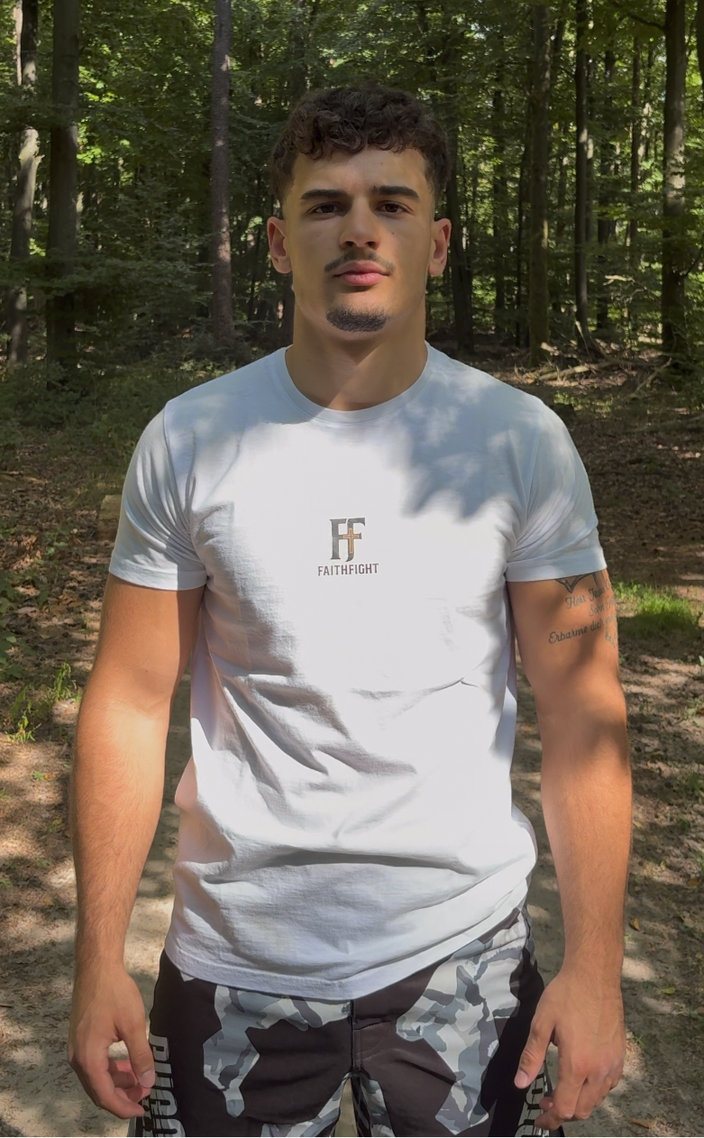 "ALL GLORY TO JESUS" T-SHIRT